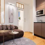 La Suite - Voltaire III - Loft With Ac